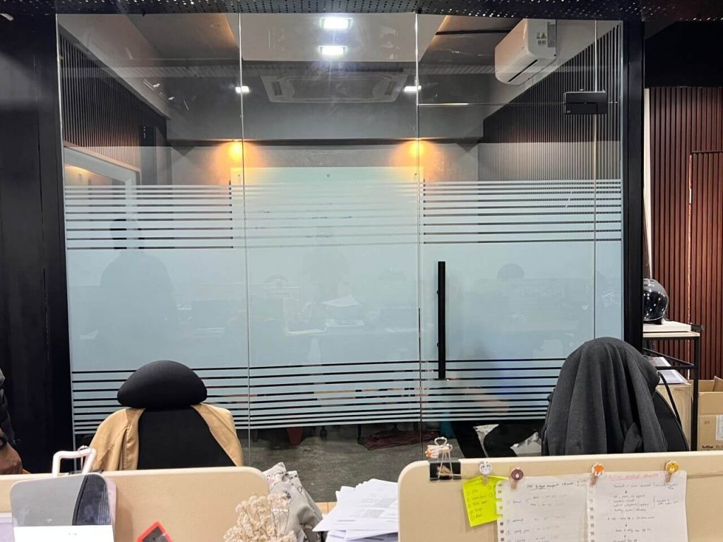 321304e2-0864-4541-813b-4c57c0b691a5_11zon - Frosted Window Film Kuala Lumpur THE BEST QUALITY FROSTED GLASS LINE DESIGN BANGSAR BARU