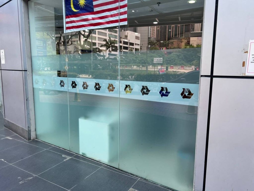 6510054b-87cc-4601-b417-2c97f9b2ecc1_11zon - Frosted Window Film Kuala Lumpur THE BEST GREAT DEAL FROSTED INJECT DESIGN CHOW KIT