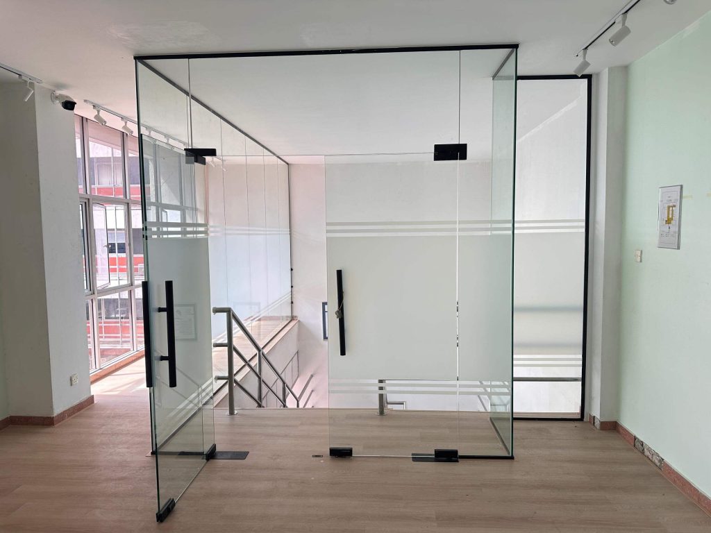 HOW TO GET FANTASTIC DEAL FROSTED GLASS DOOR SETIAWANGSA