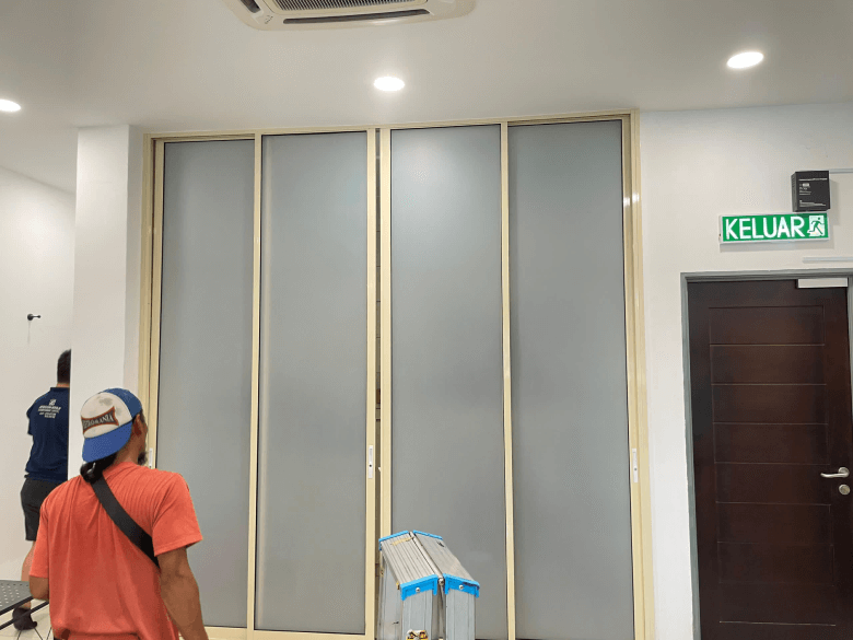 (FD) 201 - Frosted Window Film Kuala Lumpur GREAT DEAL BEST FROSTED GLASS DESIGN GOMBAK