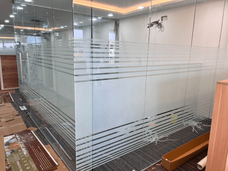 THE BEST QUALITY FROSTED GLASS LINE DESIGN KUCHAI LAMA