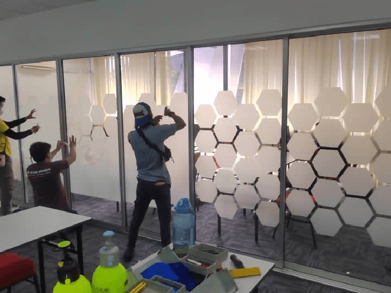 THE BEST QUALITY FROSTED GLASS FILM LUKCY GARDEN