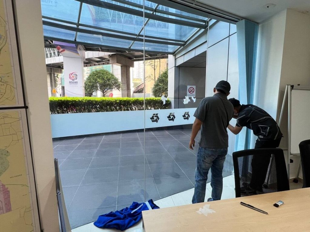 a73715f6-e464-4f56-9708-5bb7ef349f6b_11zon - Frosted Window Film Kuala Lumpur THE BEST GREAT DEAL FROSTED INJECT DESIGN MENJALARA