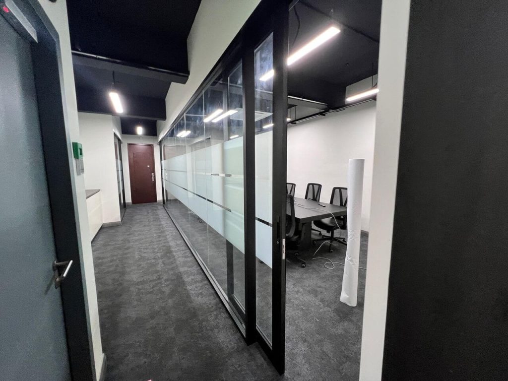 bda5a02a-eabc-4d16-880e-971a7e35c3b1_11zon - Frosted Window Film Kuala Lumpur THE BEST COMPLETE CHECKLIST FROSTED GLASS FILM BUKIT BINTANG