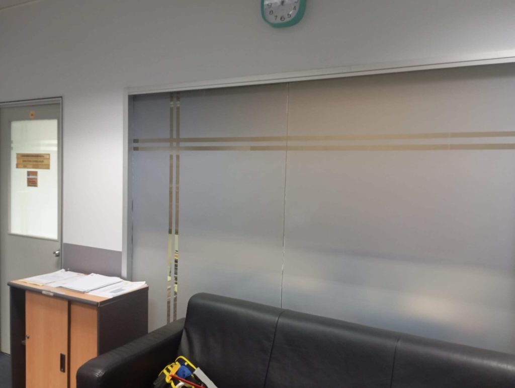 THE BEST FROSTED GLASS WINDOW FILM STICKER SALAK SELATAN